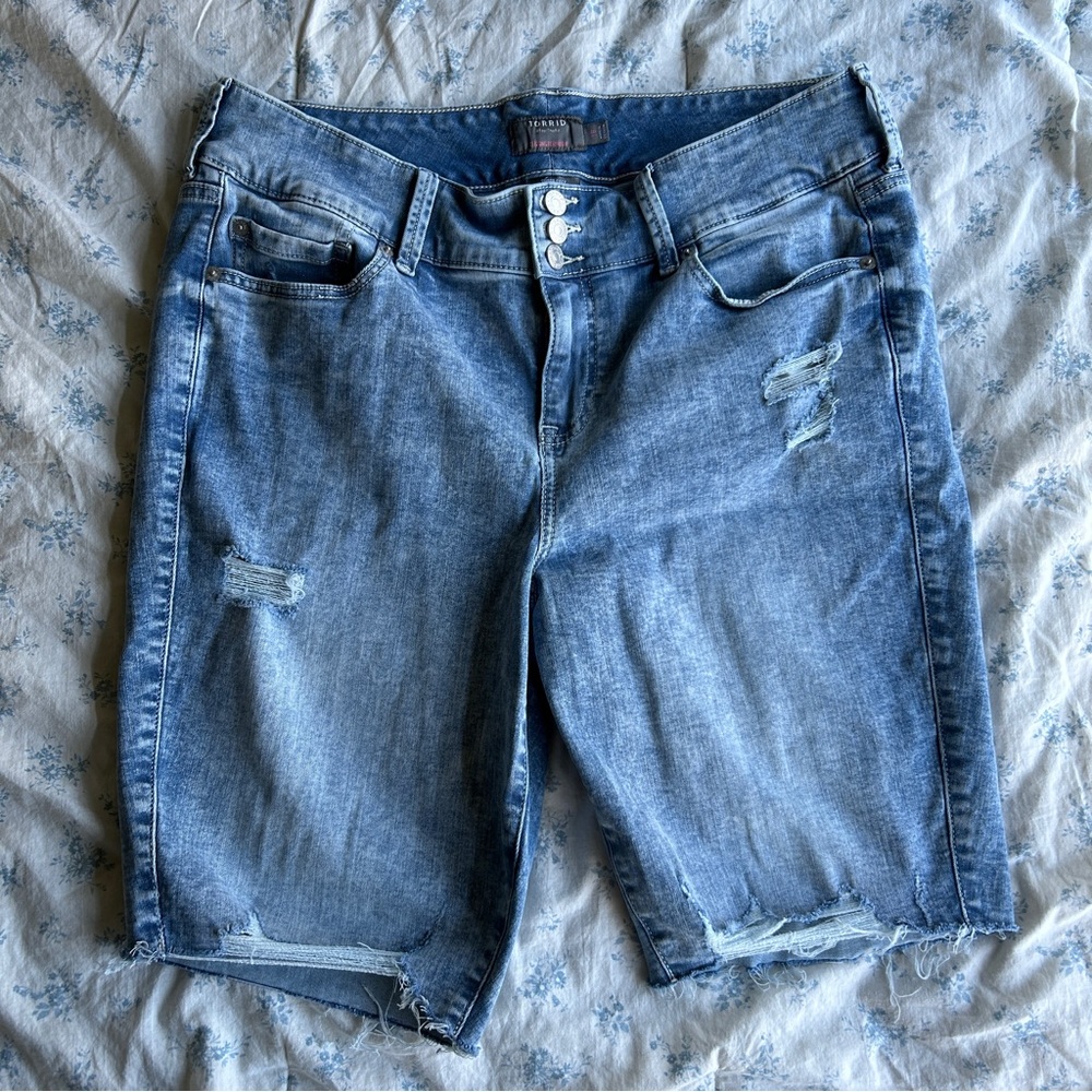 Torrid denim Bermuda shorts